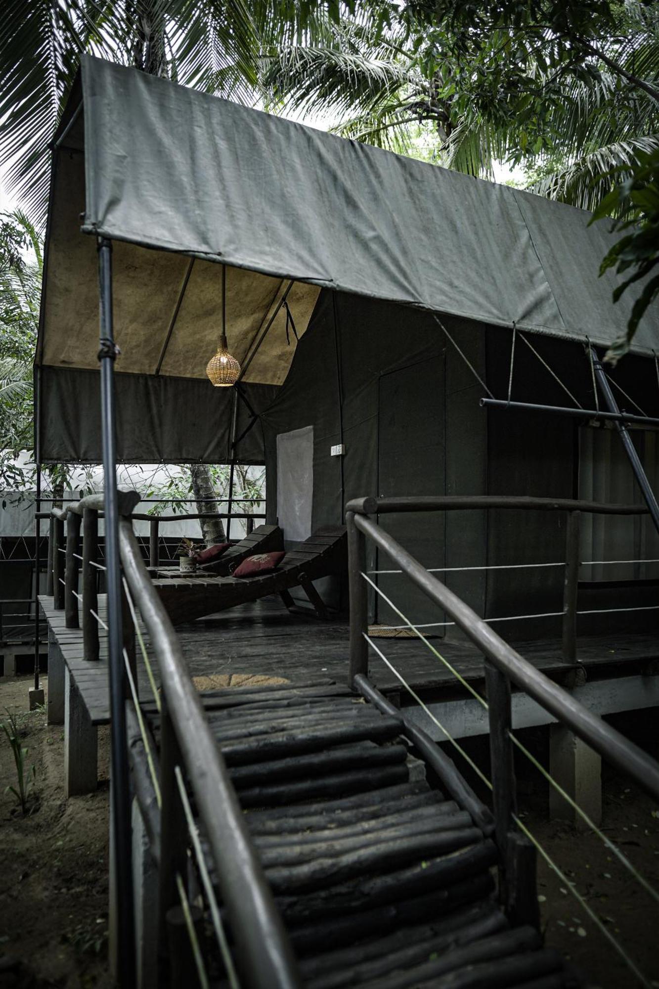 River Glamping By Gaga Bees Udawalawe Dış mekan fotoğraf