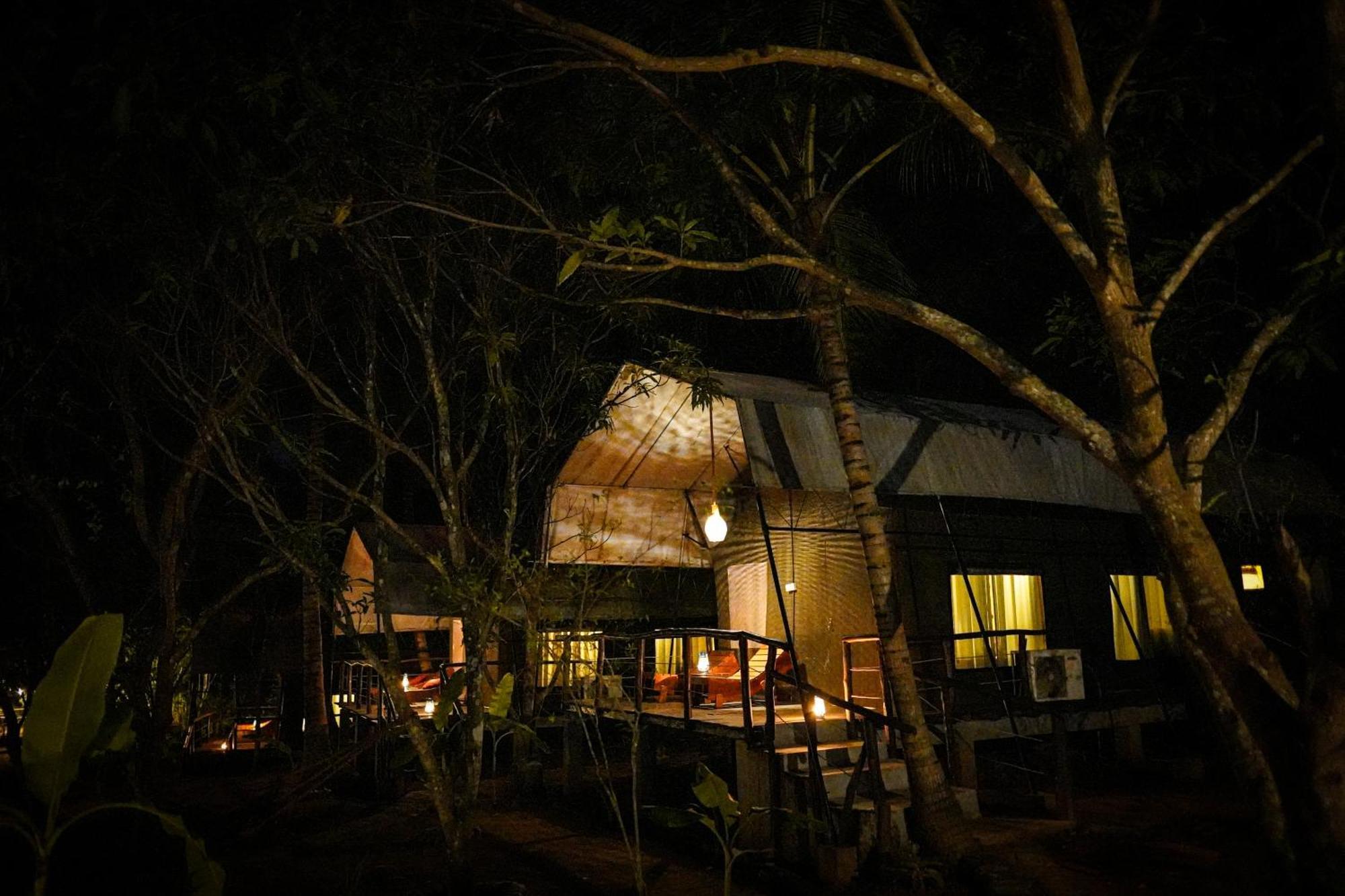 River Glamping By Gaga Bees Udawalawe Dış mekan fotoğraf