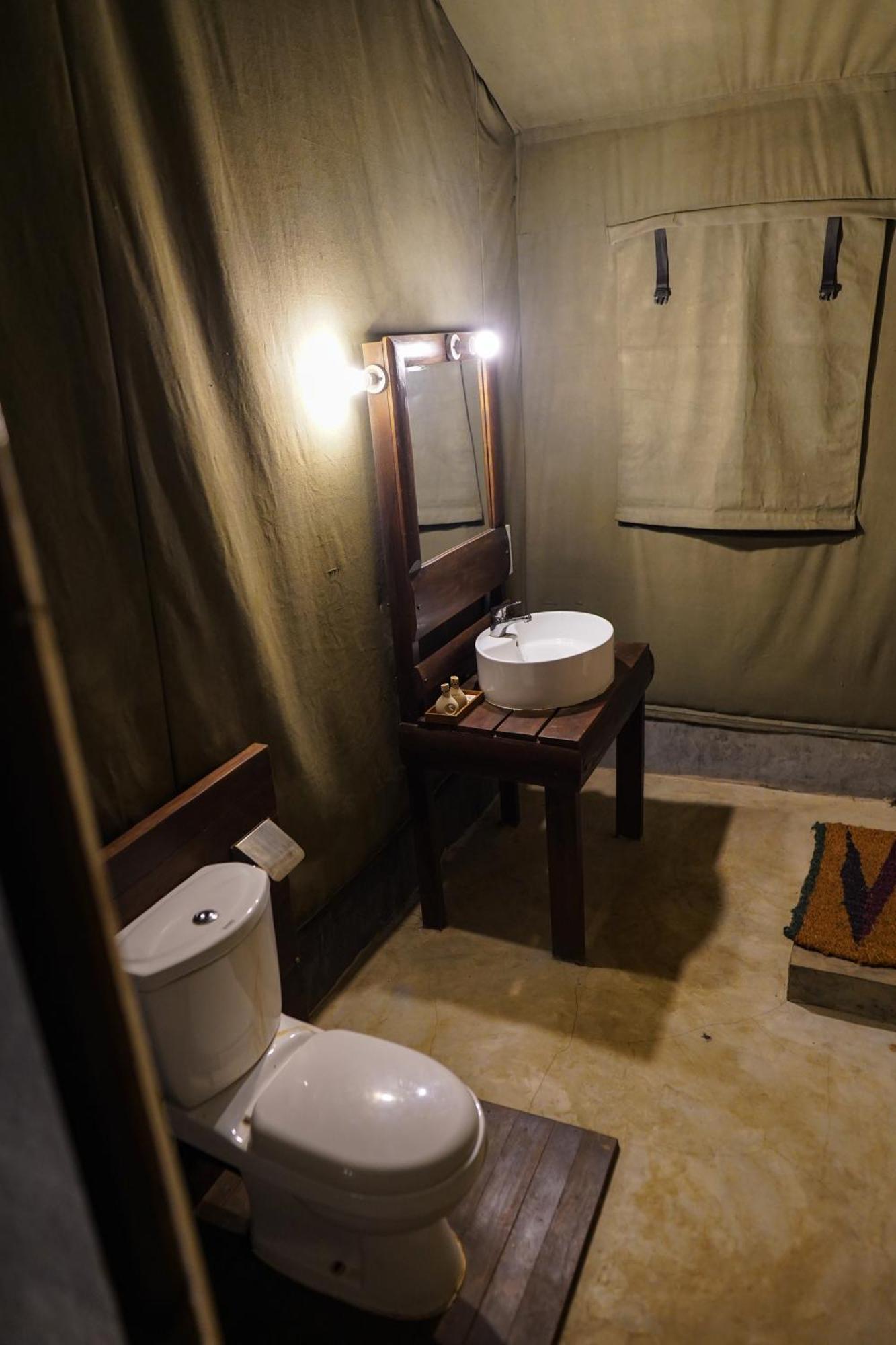 River Glamping By Gaga Bees Udawalawe Dış mekan fotoğraf