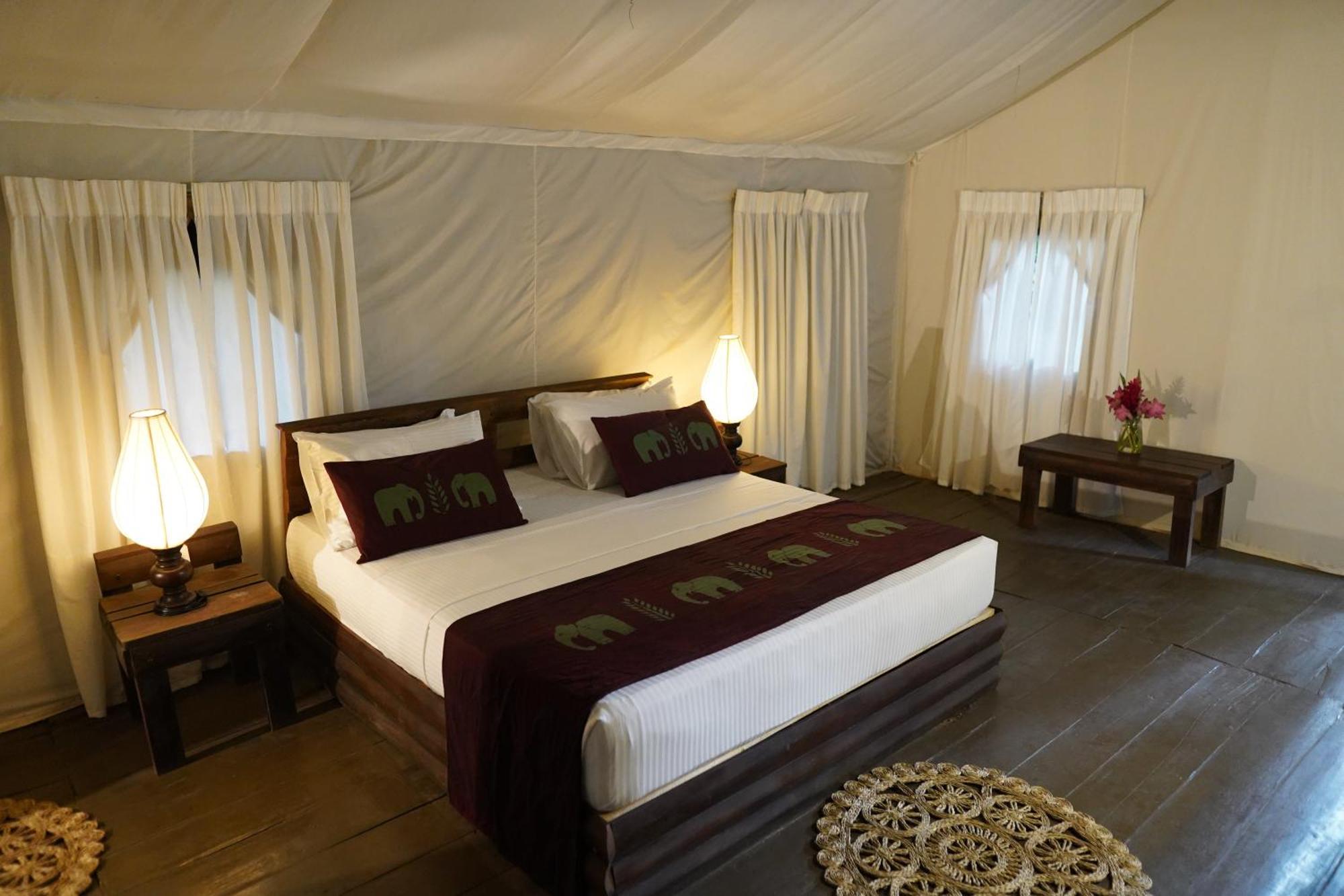 River Glamping By Gaga Bees Udawalawe Dış mekan fotoğraf